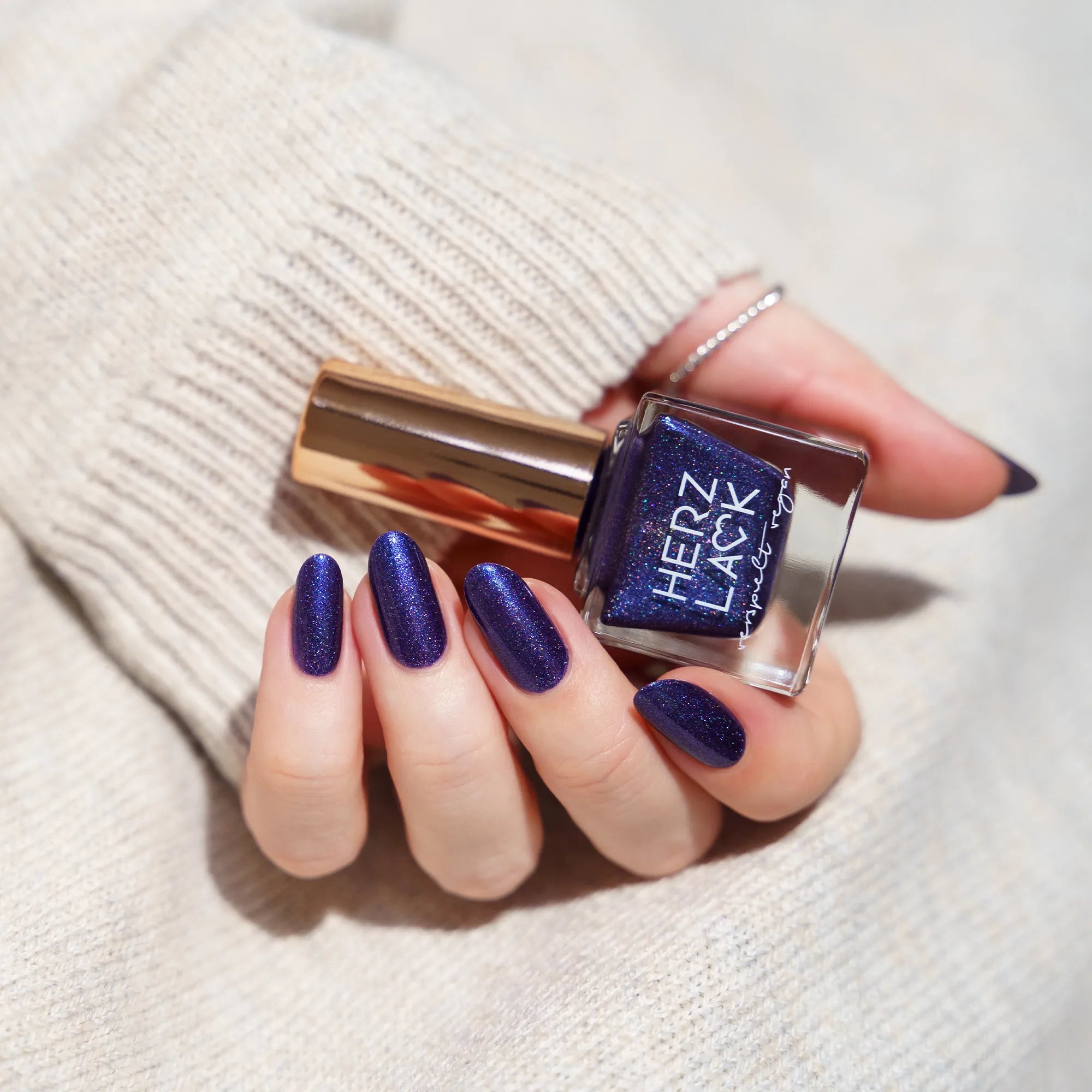 HERZLACK Nagellack mit Holo Glitzer Herbstzauber Blaubeerchen