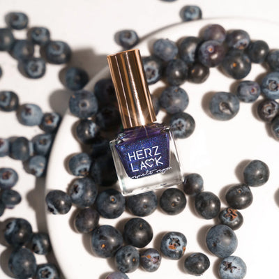 HERZLACK Nagellack mit Holo Glitzer Herbstzauber Blaubeerchen